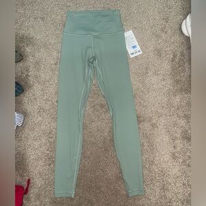 Lululemon Athletica Palm Court size 4 - 28”